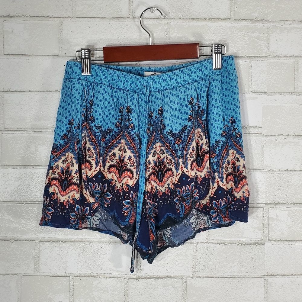 Hollister printed comfy shorts‎
